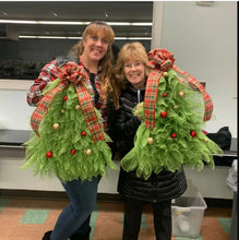 Load image into Gallery viewer, Grishay Evergreen Joy Wreath