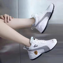 Load image into Gallery viewer, 【36-44】Zapatos casuales de moda del mismo estilo Zapatos deportivos de cuero PU para hombres y mujeres - España