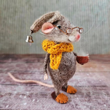 Load image into Gallery viewer, MouseLand Felt Toy