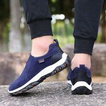 Load image into Gallery viewer, Men's Outdoor Casual Frosted Hiking Shoes
