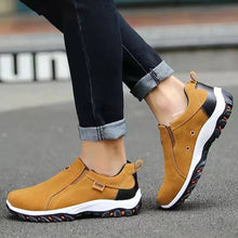 Load image into Gallery viewer, Men's Outdoor Casual Frosted Hiking Shoes
