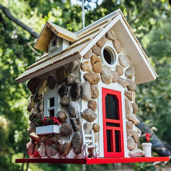 Graddi Stone Cottage Bird Haven